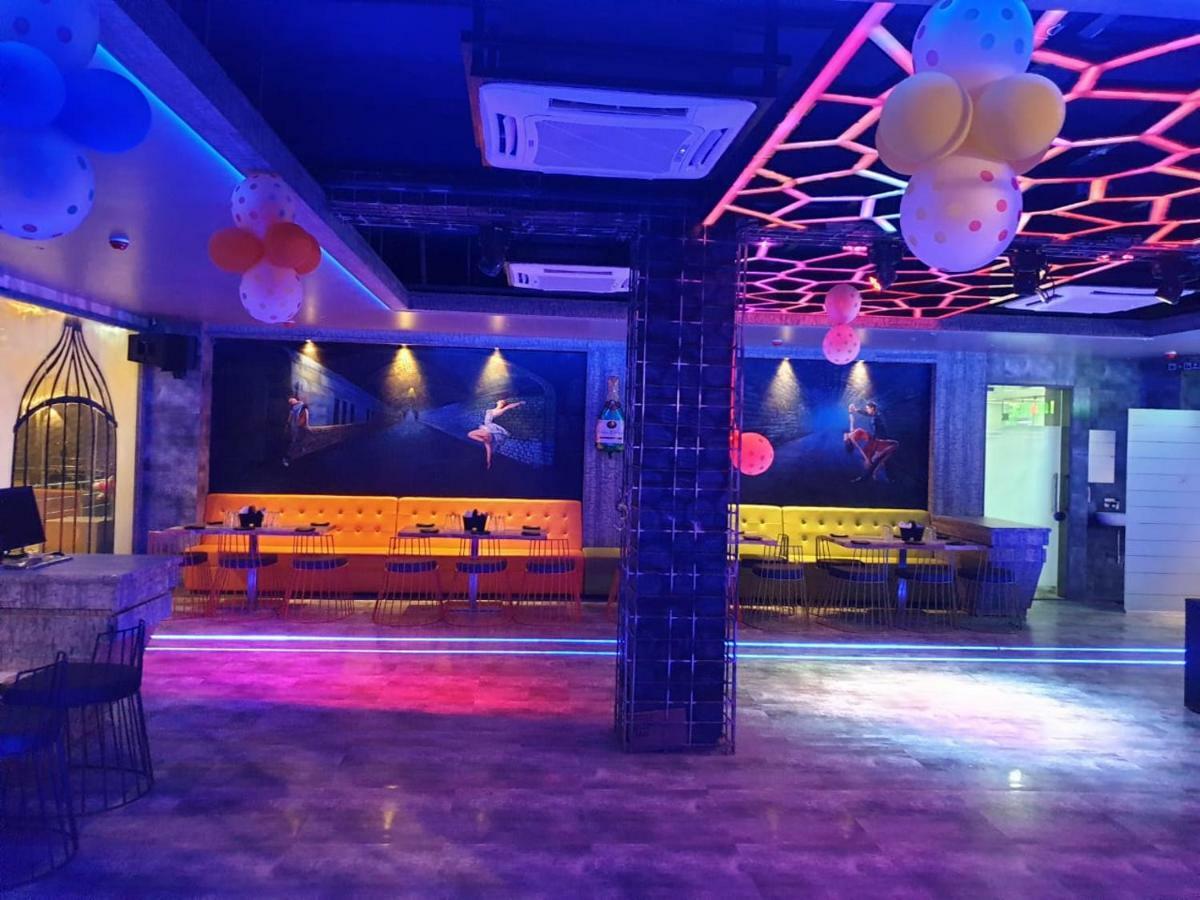 Virat Ambe Sports Club Ulhasnagar Exterior photo